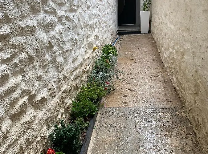 Βίλα Agreable Maison De Clim/piscine/jardin Νιμ