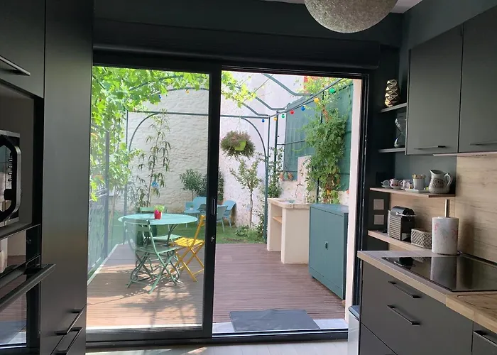 Agreable Maison De Clim/piscine/jardin *